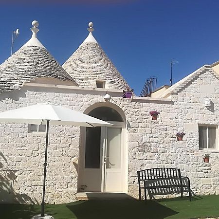 ロコロトンド Trulli Manuela 1ヴィラ エクステリア 写真